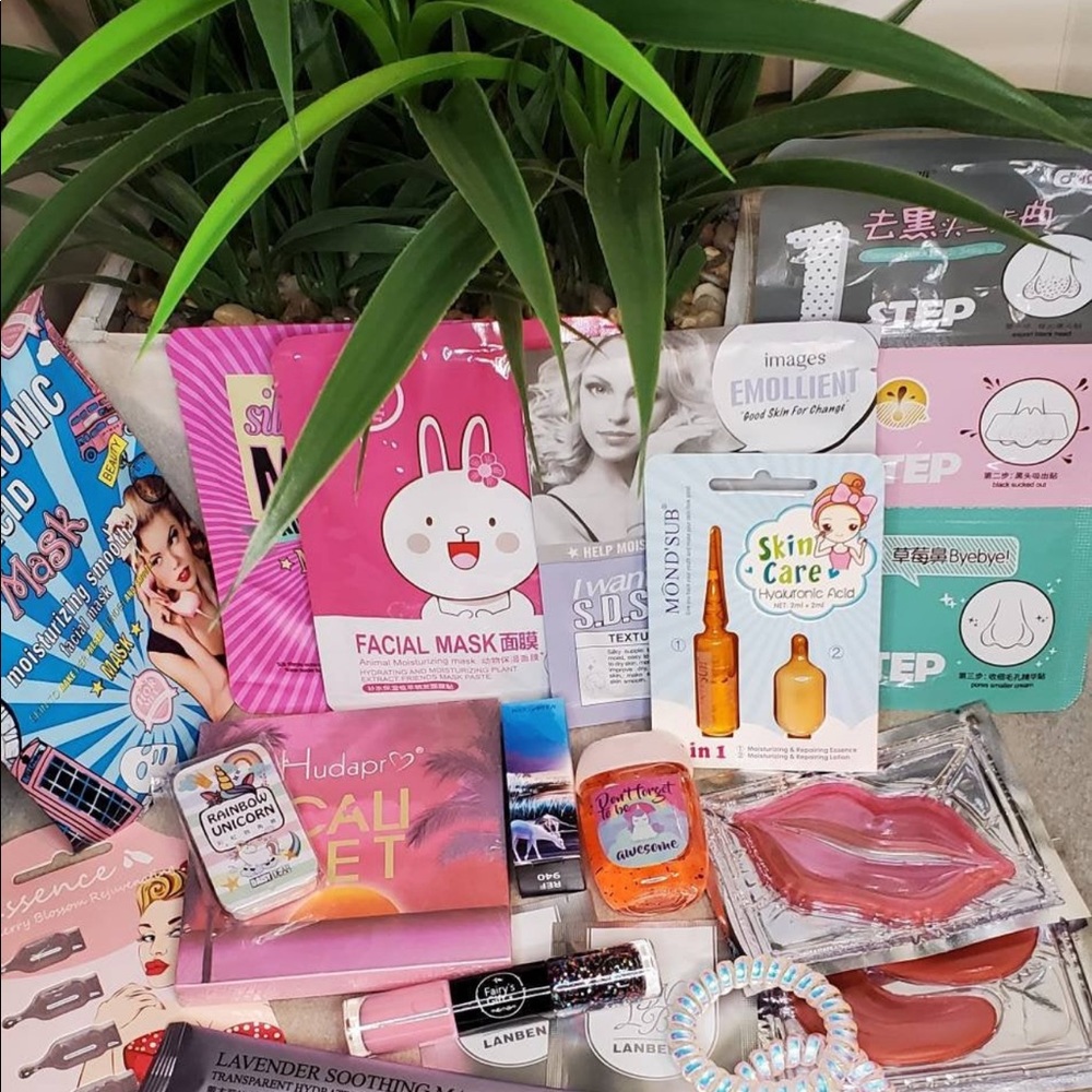GIRLY GIRL MYSTERY BOX - Picture 5 of 14